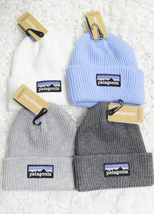 Нова блакитна шапка у стилі patagonia