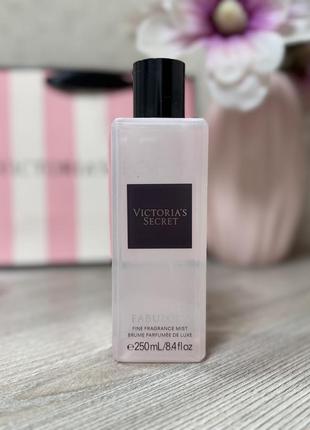 Парфумований зволожуючий міст від victoria's secret fabulous.