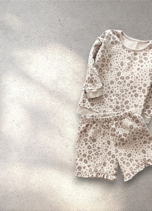 Комплект кофта шорти