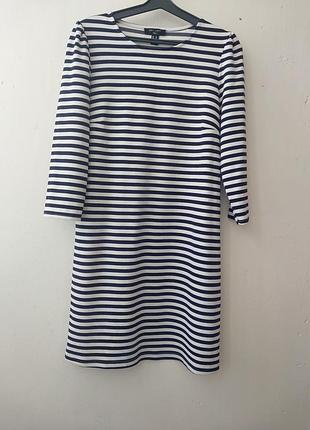 Сукня в смужку
