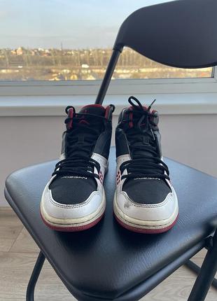 Кросівки nike jordan 1 flight 4 white black 4