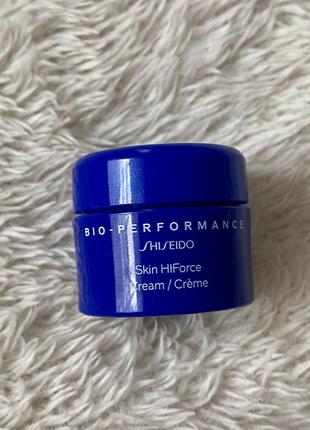 Омолаживающий крем для лица shiseido