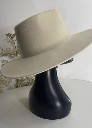 Шерстяная шляпа федора унисекс с широкими полями молочная дефект7 фото