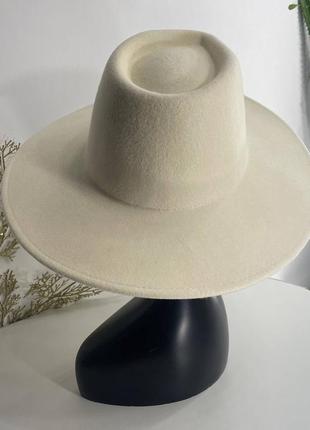 Шерстяная шляпа федора унисекс с широкими полями молочная дефект9 фото
