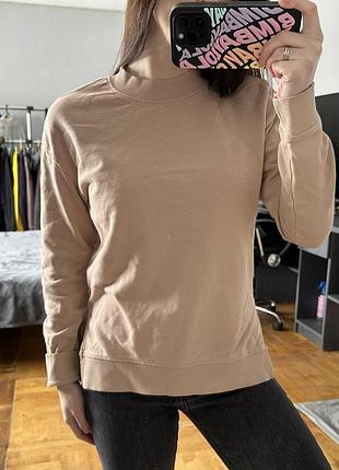 Крутой базовый свитшот