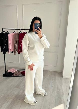 Жіночий костюм двійка