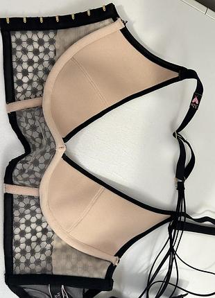 Victoria secret эротический бюстгальтер3 фото