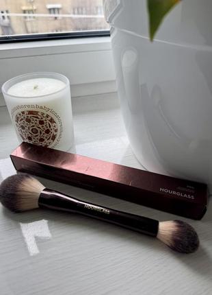 Продам кисточку для сыпучих текстур от hourglass