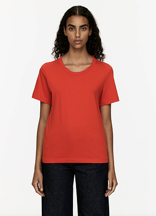 Нова футболка arket (s, m)