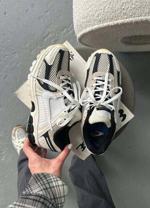 Кросівки nike zoom vomero 5 beige/white/black