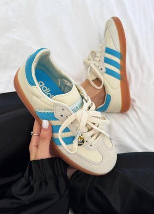 Адидас женские кроссовки