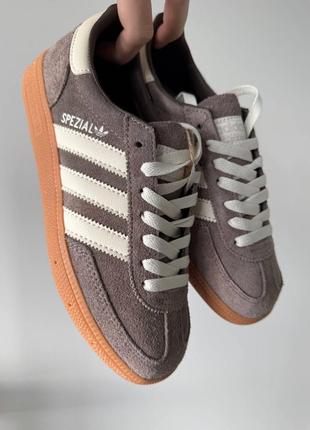 Жіночі кросівки Aop adidas Kids Low-Tops for Kids light brown5 фото