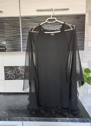 Дизайнерская блуза с интересными рукавами.