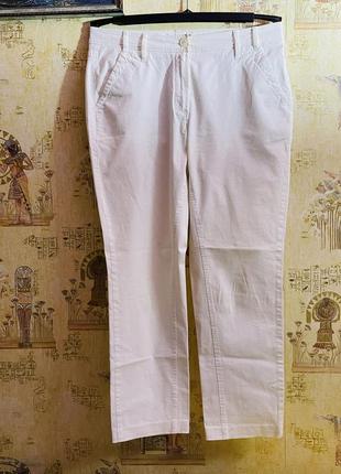 Белые брюки немецкого бренда gardeur