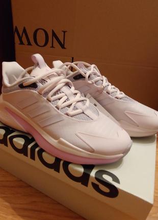 Женские кроссовки adidas