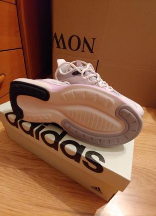 Женские кроссовки adidas3 фото