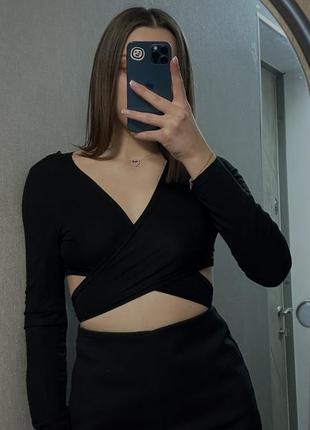 Топ с рукавами