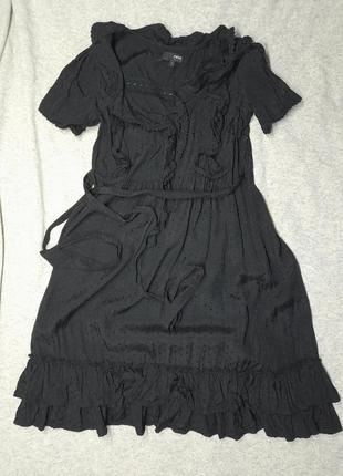 Легкое платье с рюшами