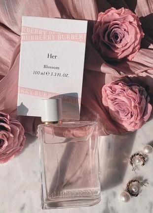 Burberry her blossom 100 мл