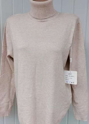 Тонкий светр-гольф