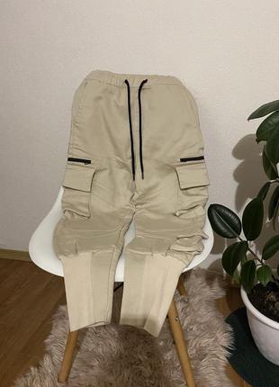 Брюки джоггеры женские. новые. размер xs/s. bershka.