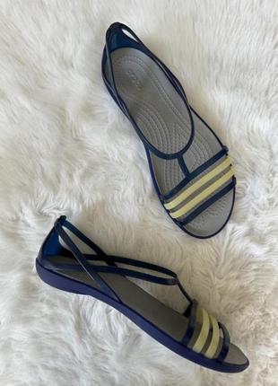 Босоножки crocs iconic comfort isabella sandal w6
