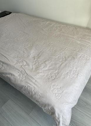 Покрывало 140 на 200 см
