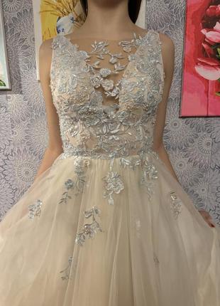 Весільна сукня, сукня на випускний