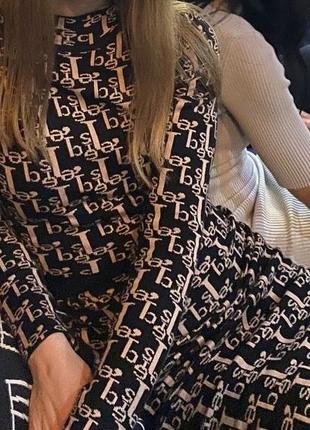 Продаю костюм saint laurent, качество шикарное,
