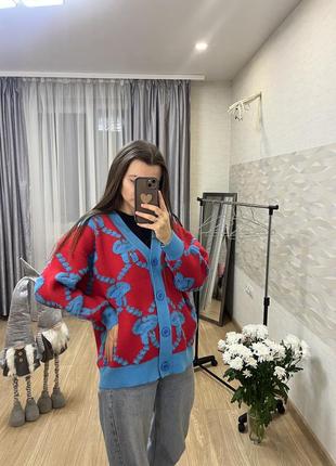 Кардиган на ґудзиках