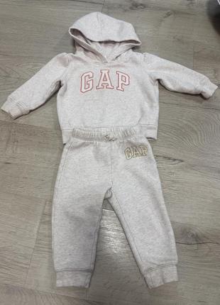 Утеплений спортивний костюм gap