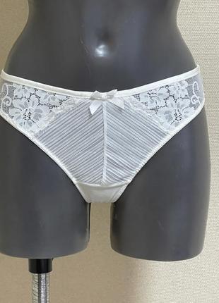 Красивые трусики catrin string,стандартная посадка,стринги