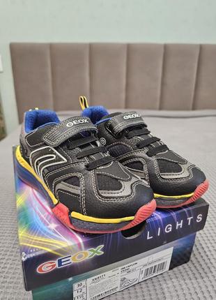 Кроссовки geox 30 г.
