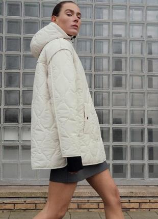 Стеганая куртка zara света