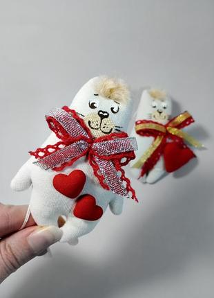 Сердешный белый котик игрушка кот с красным сердечком котик брелок декор сказочная игрушка котенок