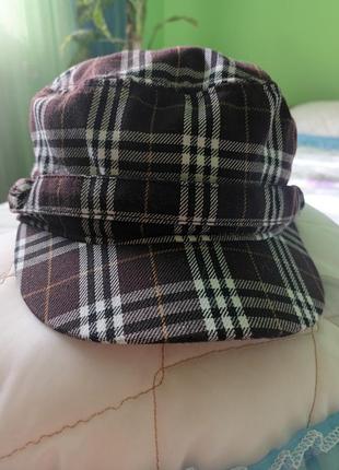 Шапка жін.з кашкетом