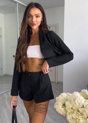 Костюм женский классический пиджак укороченный блейзер жакет шорты комплект в полоску черный серый3 фото
