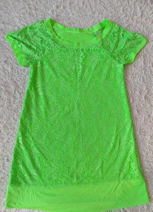 Яскрава літня велюрова сукня, стан нової, розмір 46-48 на обь'єм грудей 94-100 см, силует -трапеція