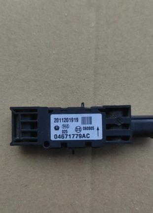 Датчик удару chrysler dodge jeep 04671779ac
