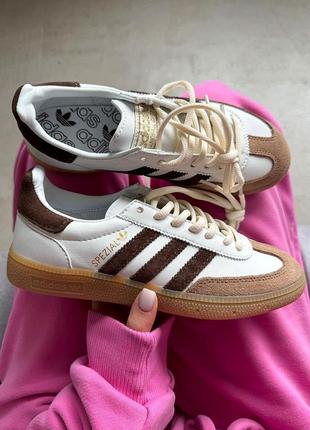 Стильні жіночі кросівки adidas spezial white brown premium білі з коричневим