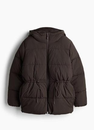 Трендовой шоколадний пуховик h&m