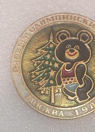 Значок ссср олимпийский мишка.олимпиада -80.