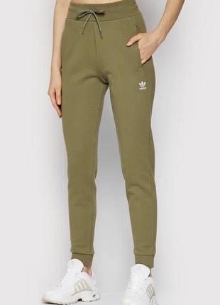 Жіночі спортивіні штани adidas