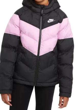 Курточка nike