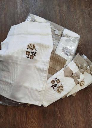 Набір кухонних рушників з вишивкою 12 шт