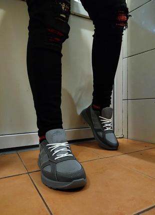 Чоловічі кросівки 2