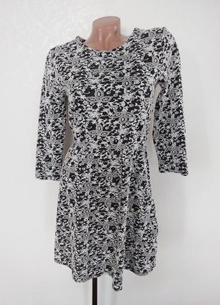 Платье размер м