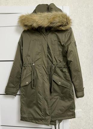 Куртка жіноча