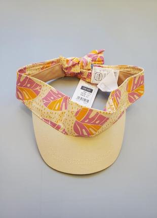 Стильний і зручний сонцезахисний козирок