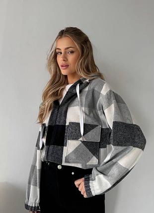 Женская рубашка бомбер в клетку